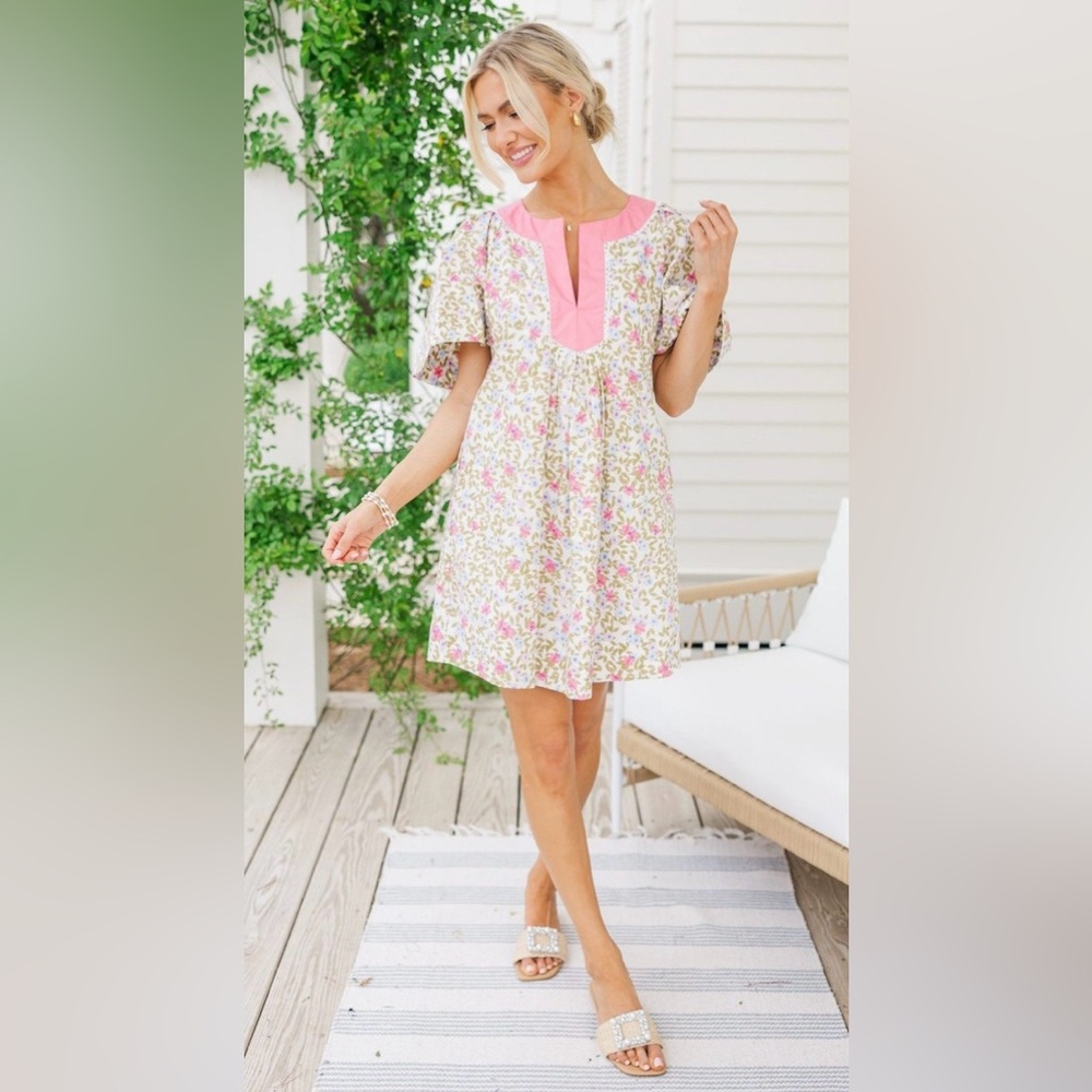 Pink, Green & White Ditzy Floral Cotton Dress | L | Mint Julep Boutique | NWT - Picture 3 of 10